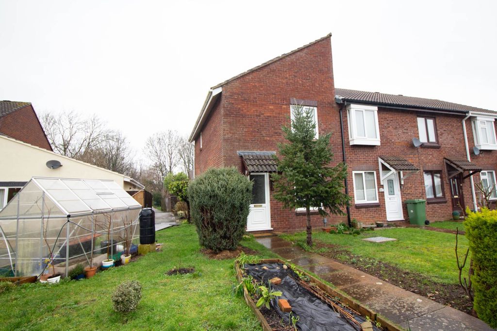 Property photo 1 of 11