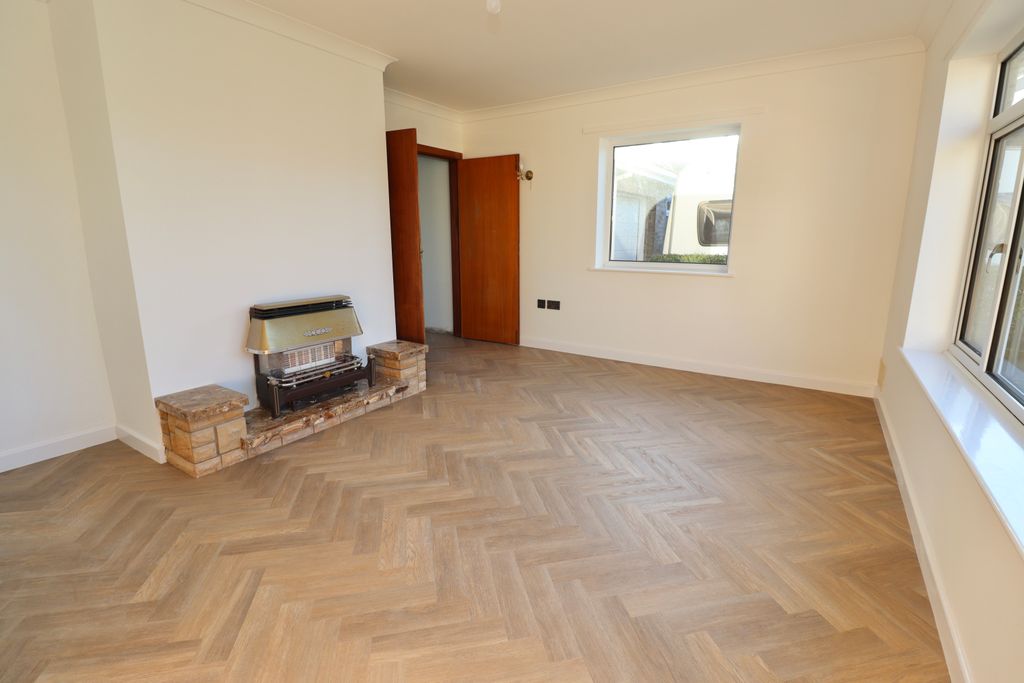 Property photo 3 of 17 Img_6234