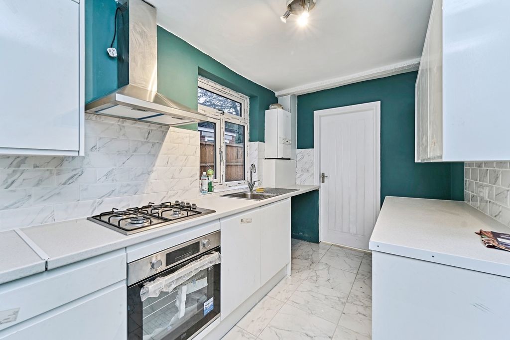 Property photo 3 of 19 Pbox-Img.Jpg