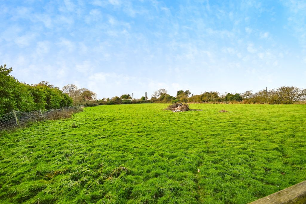 Property photo 2 of 30 Photography