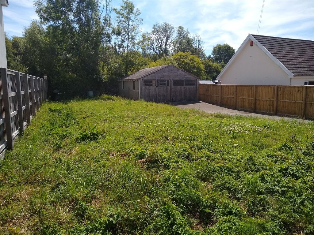 Property photo 3 of 5 Picture No. 01