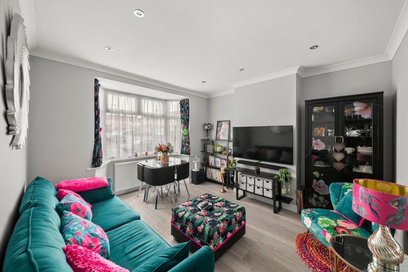 Property photo 2 of 20 Photo 3