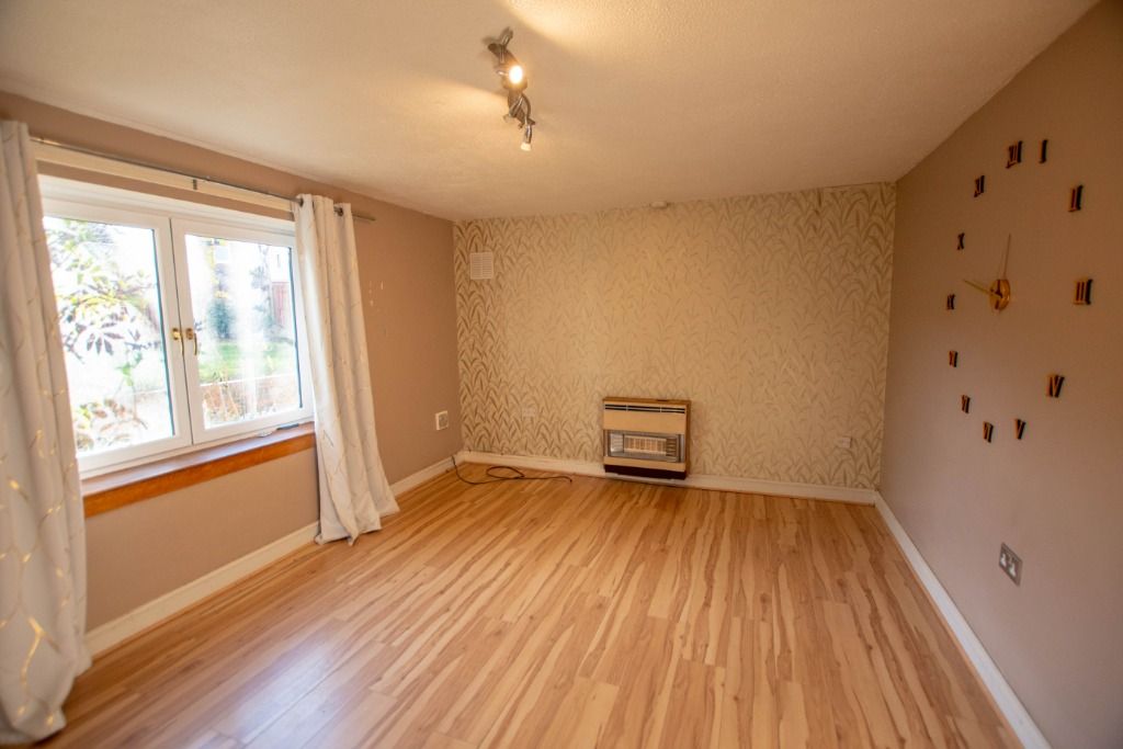 Property photo 2 of 8 Photo 2