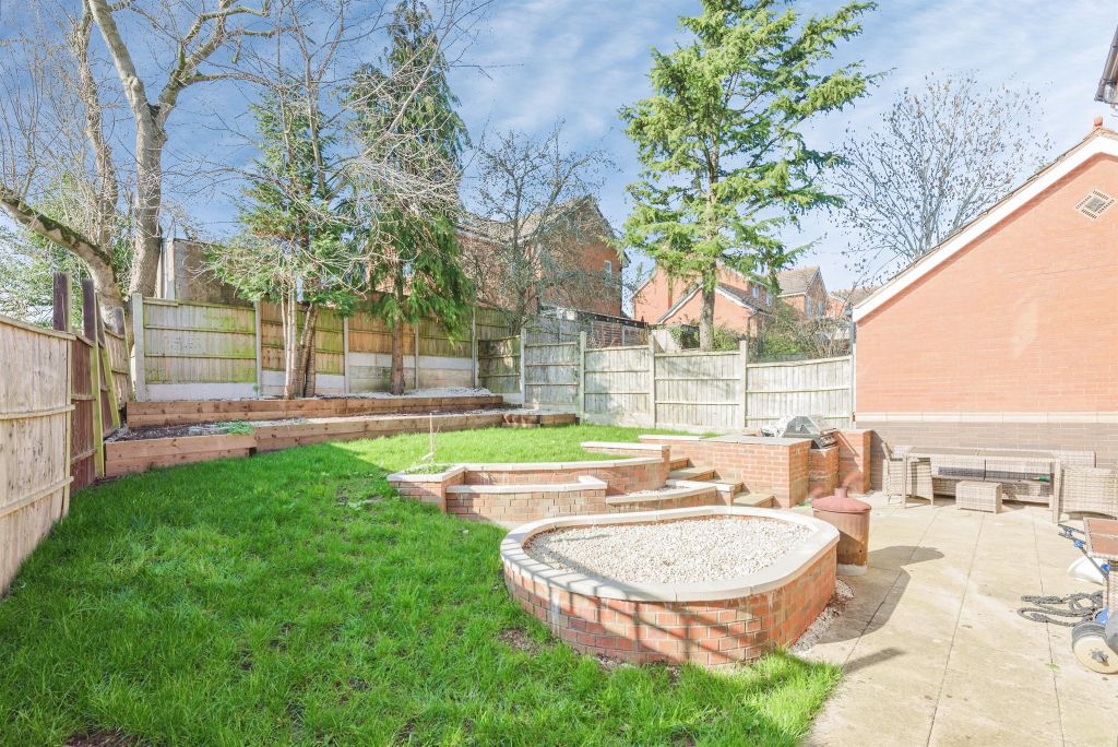 Property photo 3 of 23