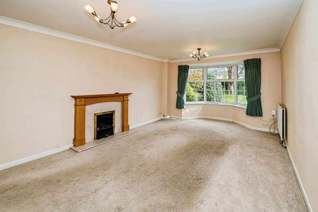 Property photo 2 of 24