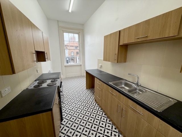 Property photo 2 of 6 Img_4365