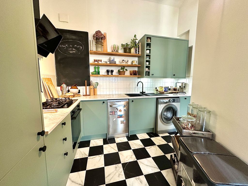 Additional image 6 of 2 bed flat for saleHood Street, Northampton NN1