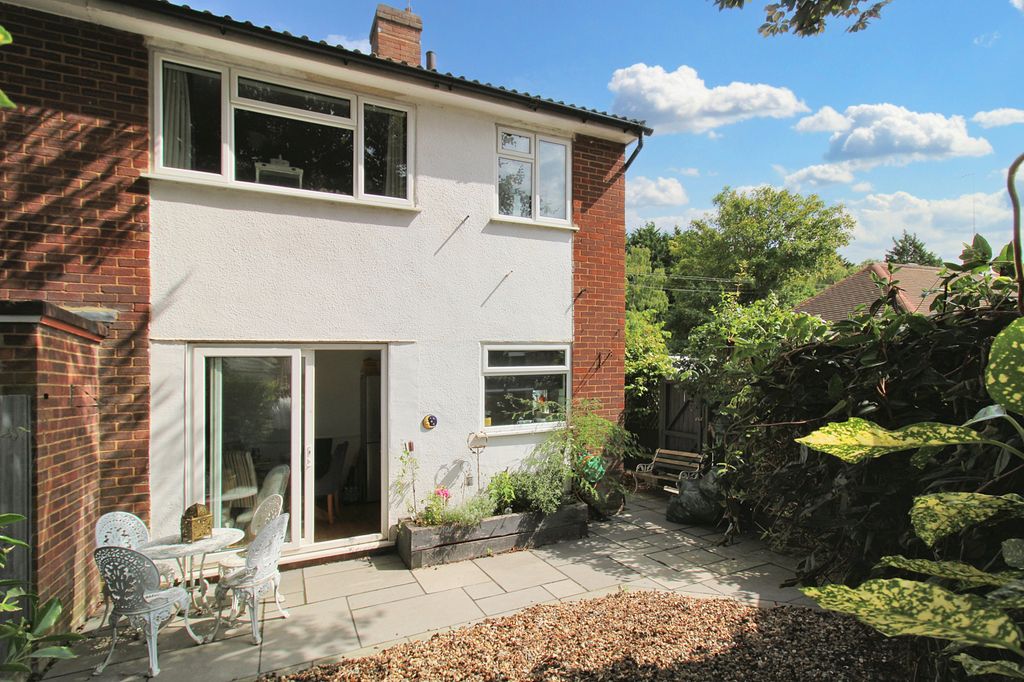 Property photo 2 of 11