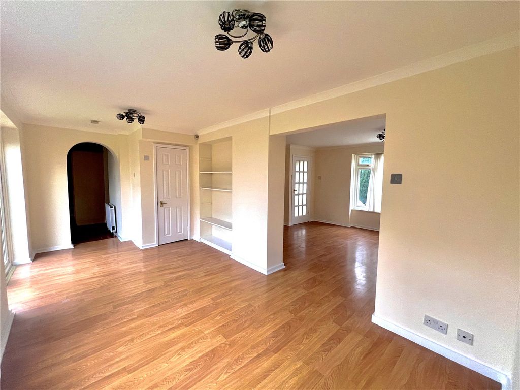 Property photo 2 of 9 Picture No. 04