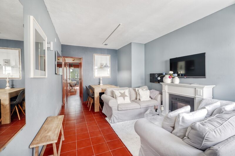 Property photo 1 of 25 Img 0