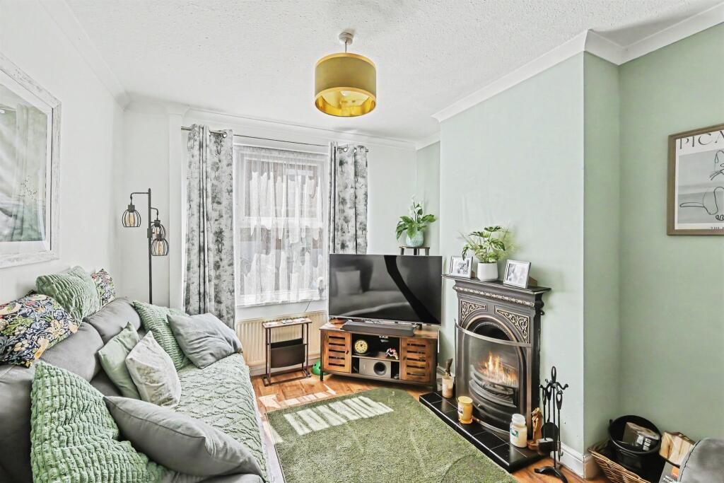Property photo 3 of 14 Image