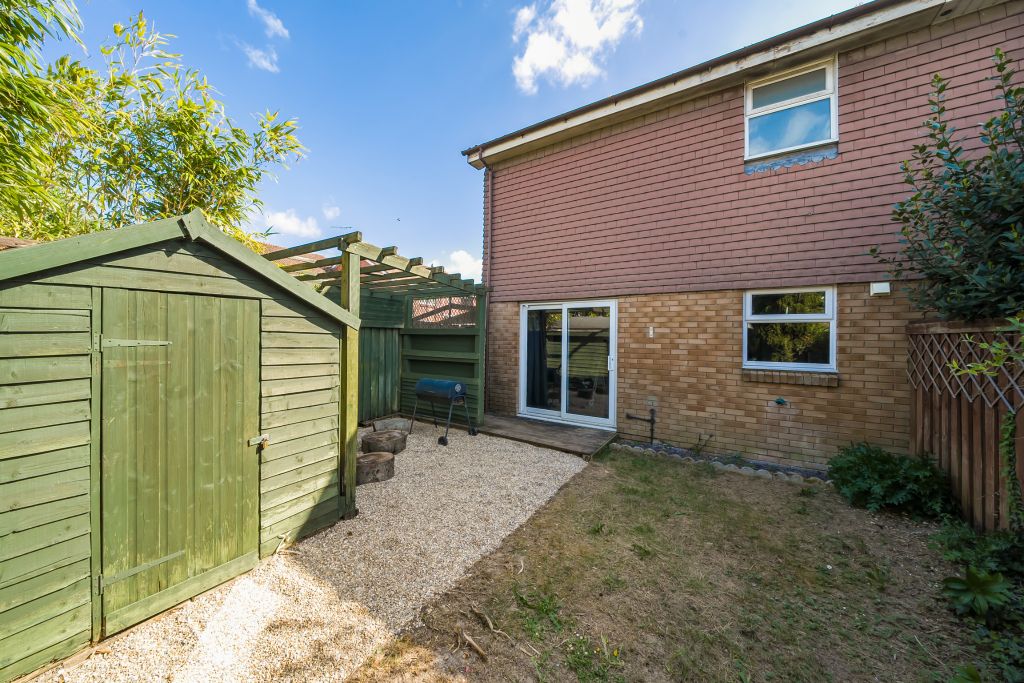 Property photo 2 of 20