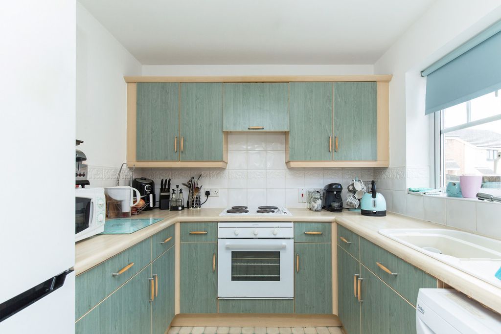 Property photo 3 of 10