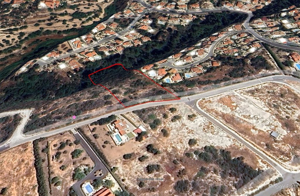 Property photo 1 of 2