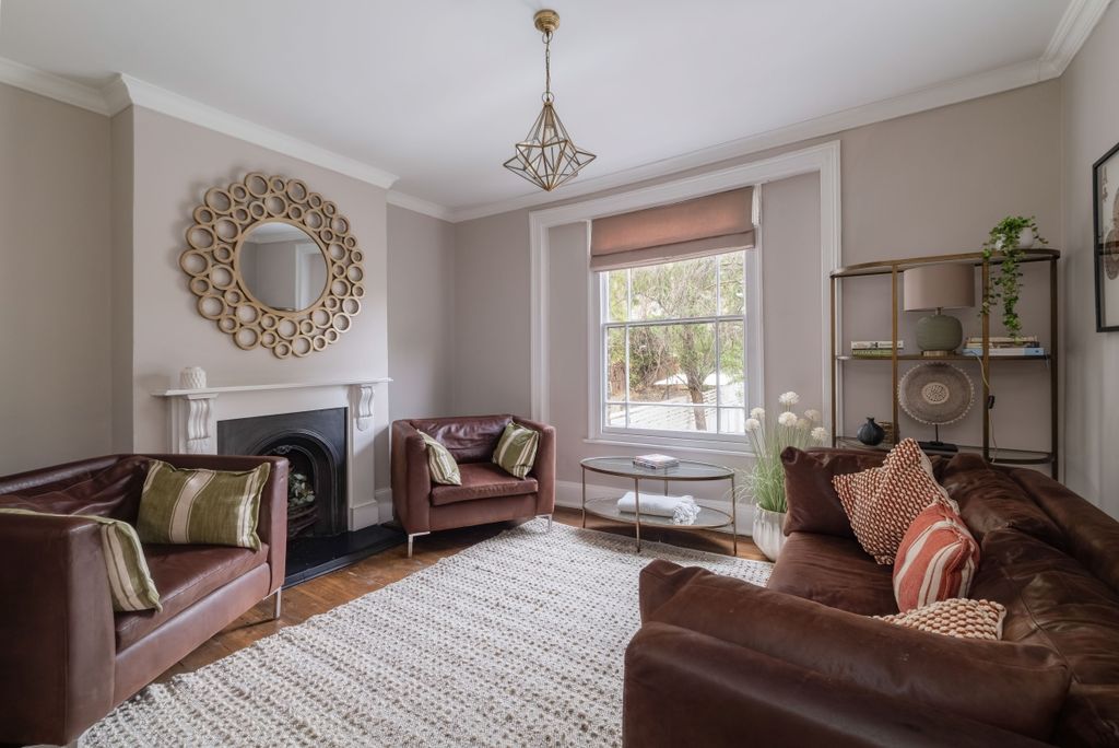 Property photo 1 of 24 Ashburnham
