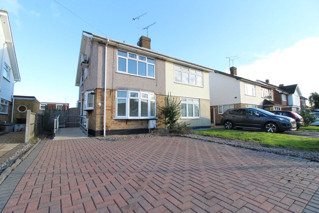 Property photo 1 of 9 1084230