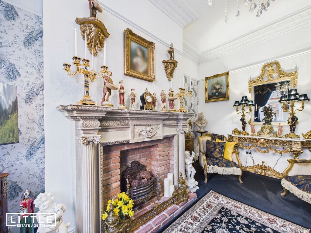 Property photo 3 of 28 Photo 10