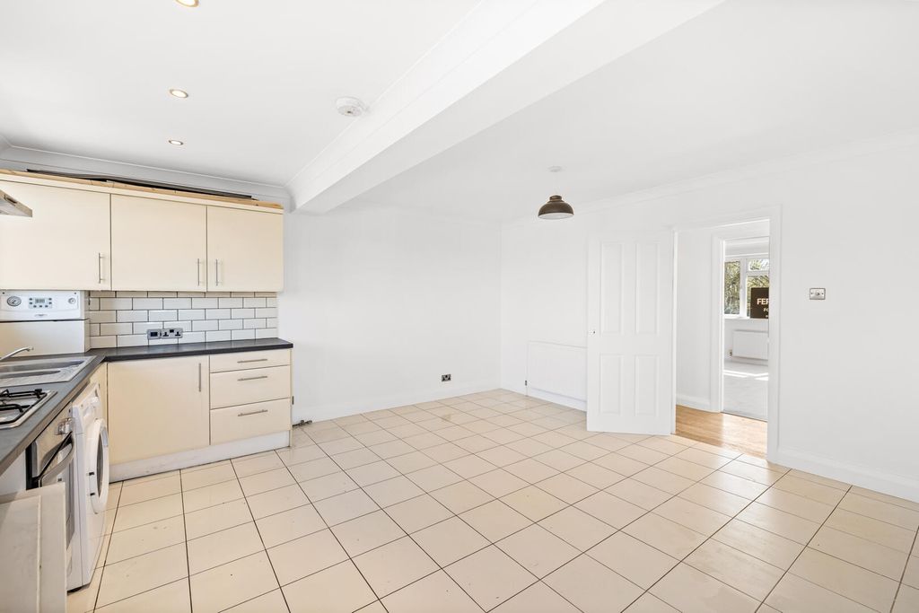 Property photo 3 of 15 Kitchen