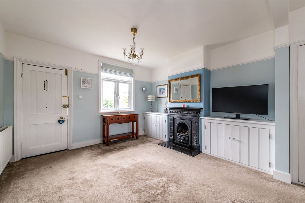 Property photo 2 of 32 Picture No. 09