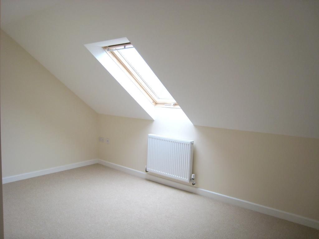 Property photo 2 of 5 Bedroom 1