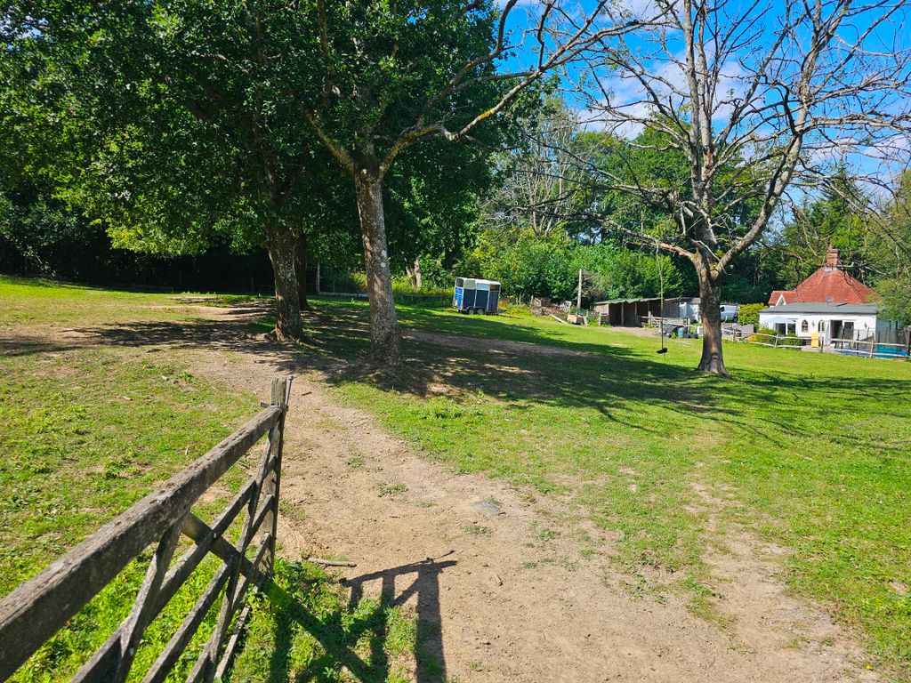 Property photo 1 of 58