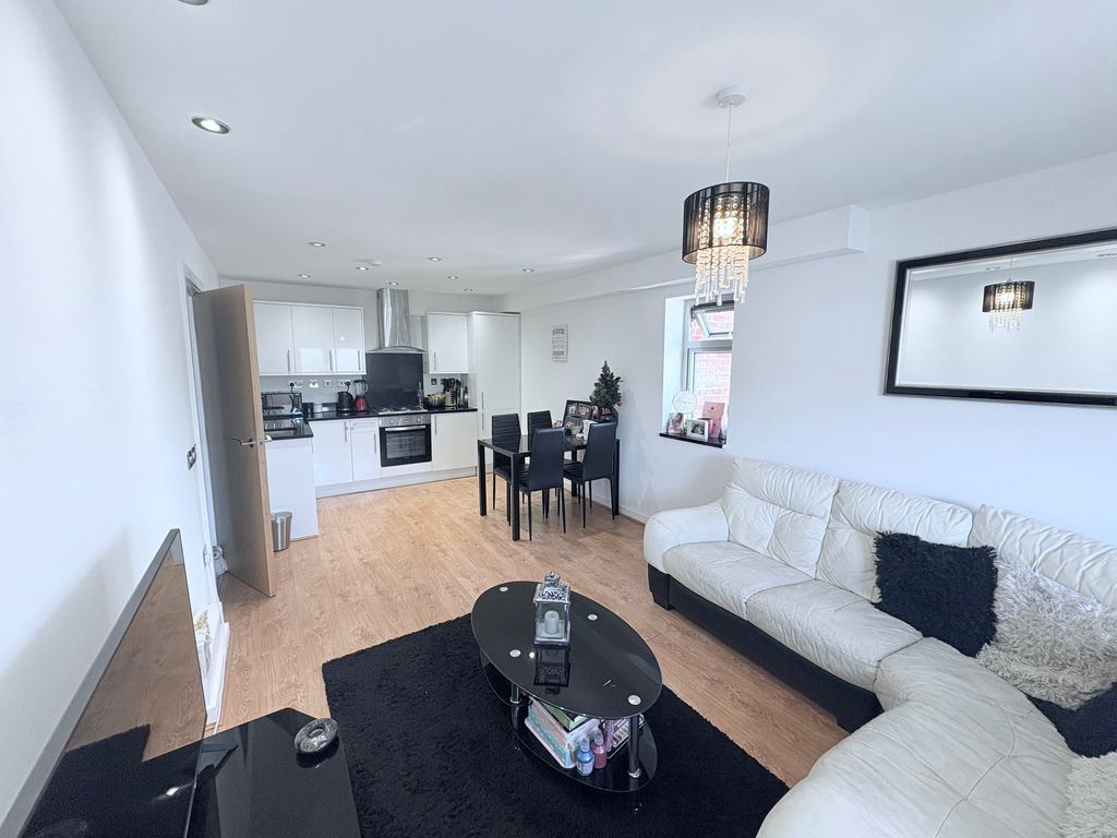 Property photo 2 of 18 Img_3348