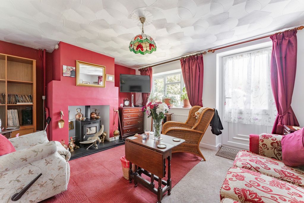 Property photo 3 of 22