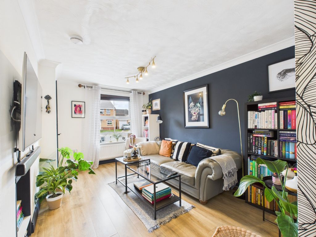 Property photo 3 of 11 4413066