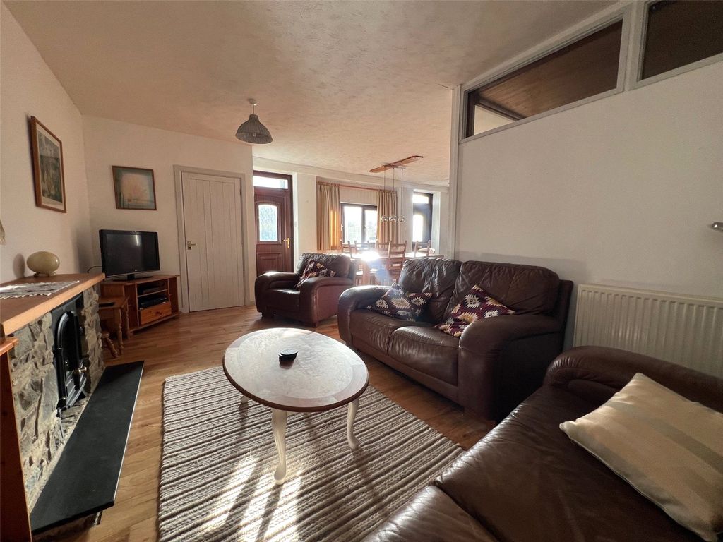 Property photo 3 of 26 Picture No. 36