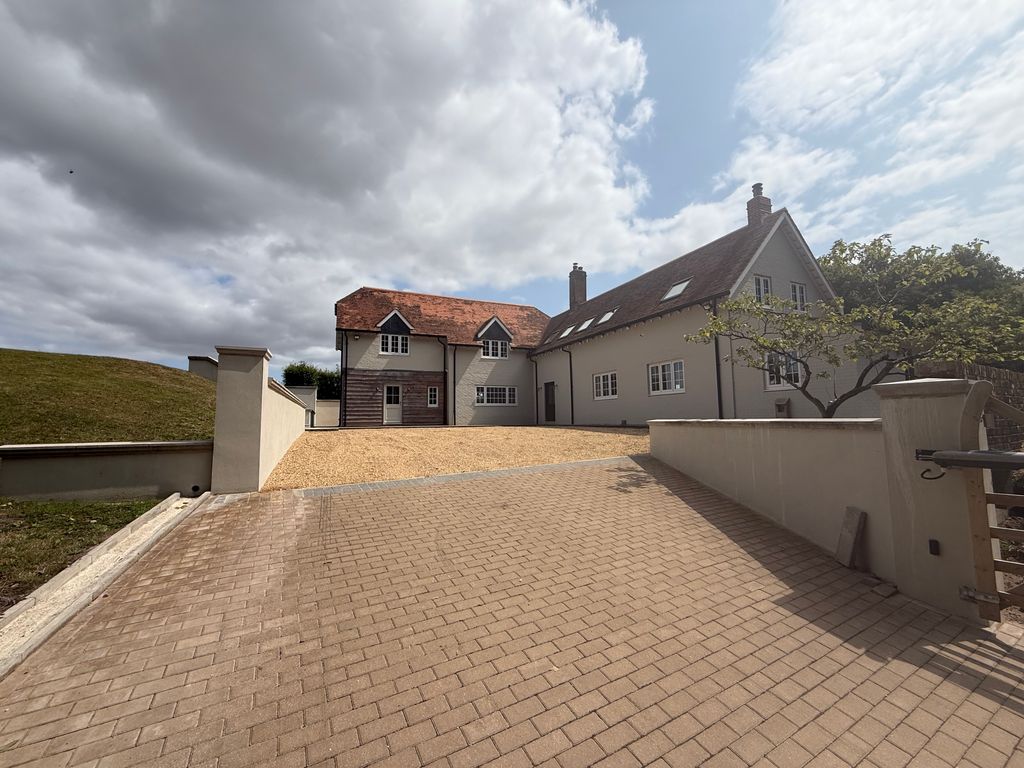 Property photo 1 of 26