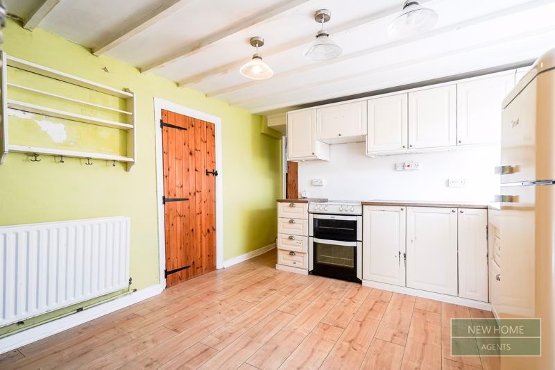 Property photo 2 of 20 Photo 14