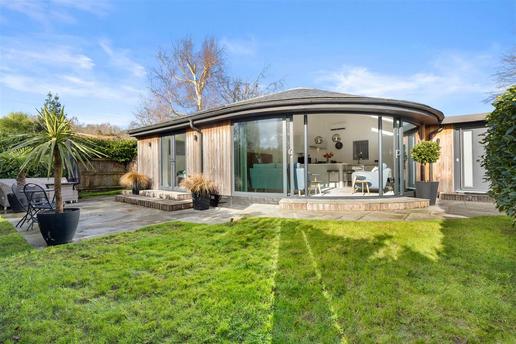 Property photo 1 of 21 4X0A1096.Jpg