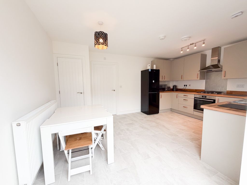 Property photo 3 of 17 Img_6824