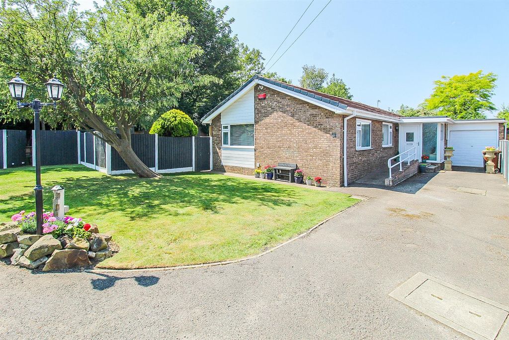 Property photo 1 of 20