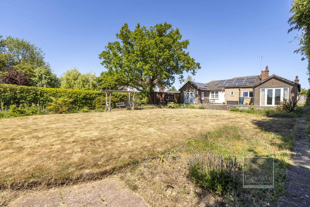 Property photo 3 of 17
