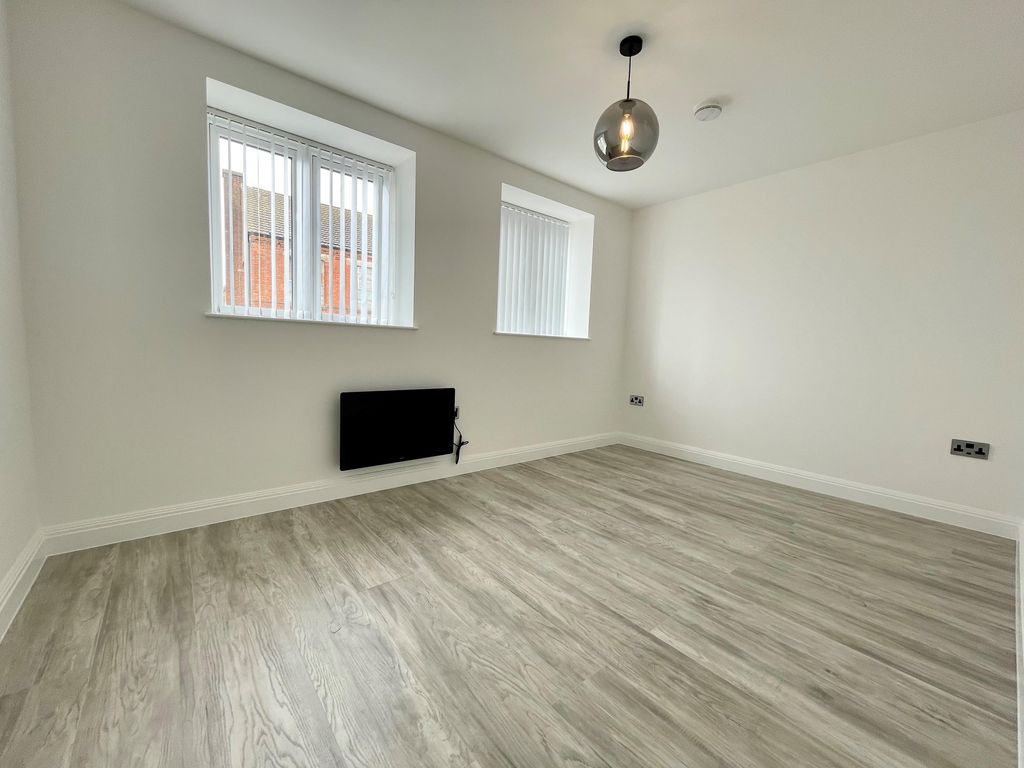 Property photo 3 of 13 Image