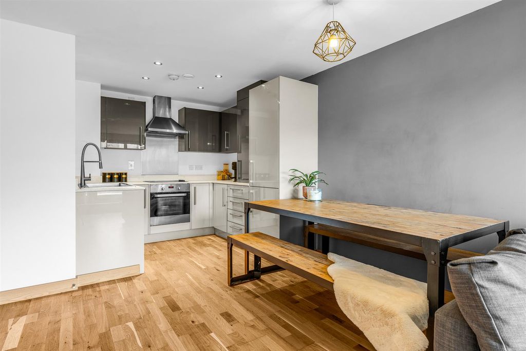 Property photo 2 of 25 Internal-10.Jpg