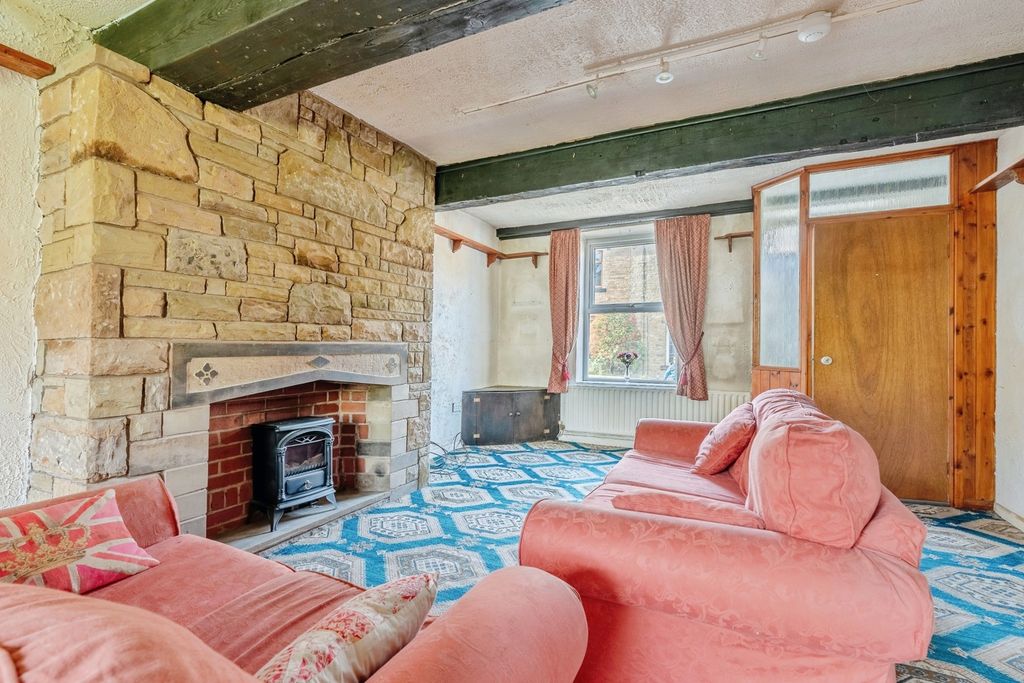 Property photo 2 of 17 Photo