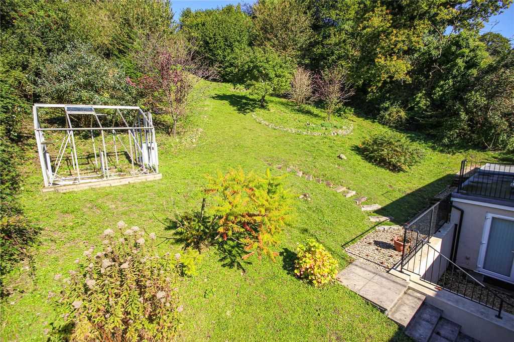 Property photo 2 of 24 Picture 2