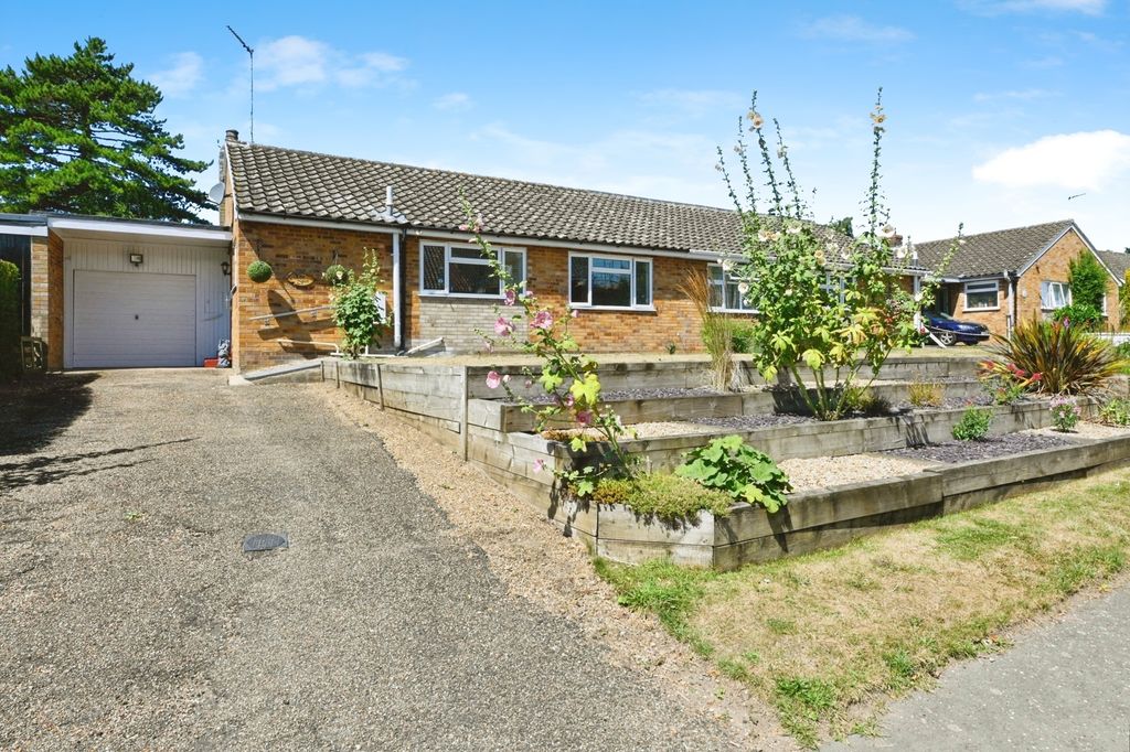 Property photo 1 of 17 Photo