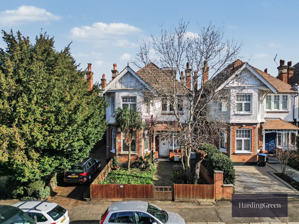 Property photo 2 of 17