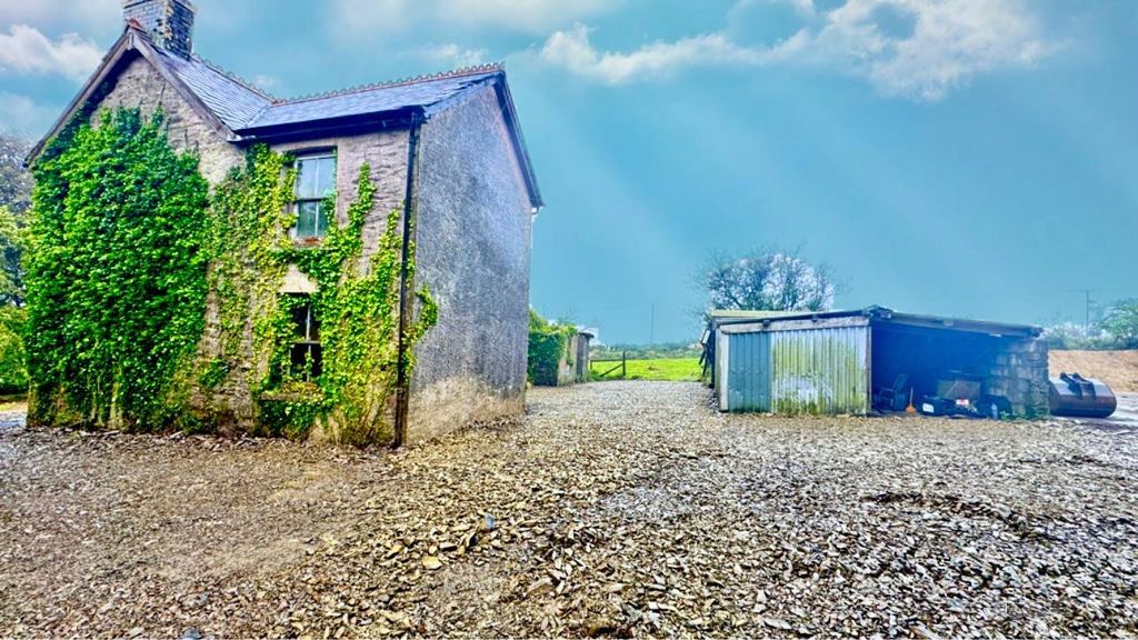 Property photo 3 of 23 91Ab1c84-1557-49De-9B61-994A2624d048.Jpg