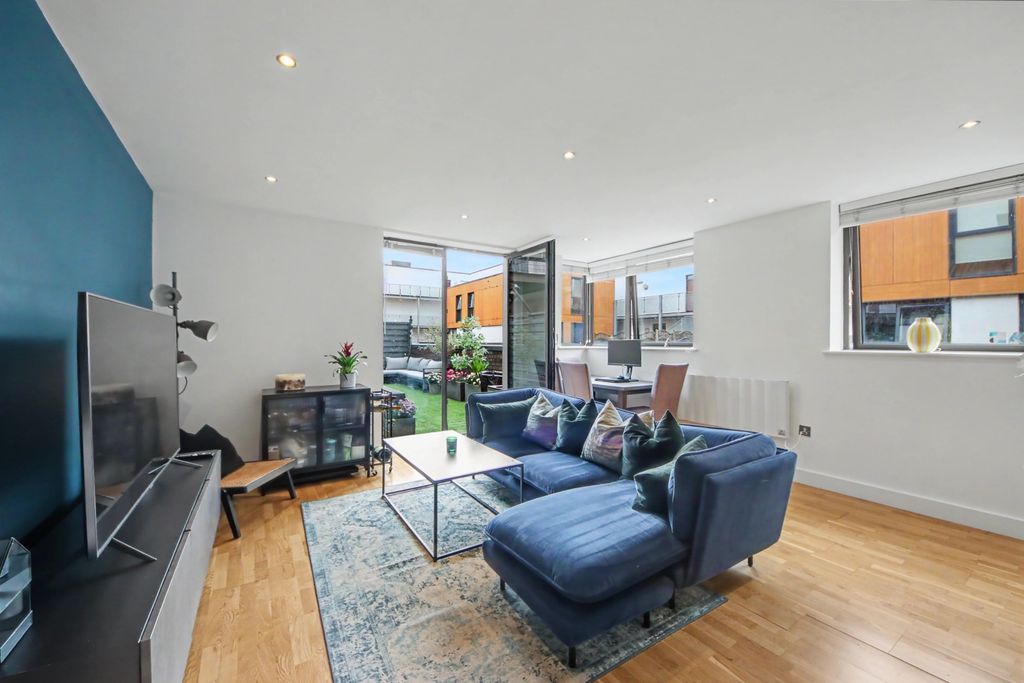 Property photo 2 of 18 Img_8745