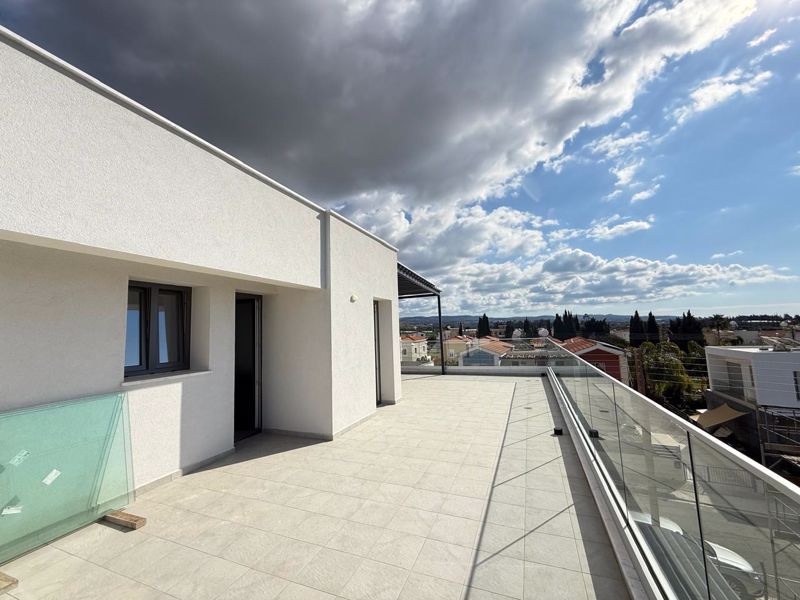 Property photo 3 of 24 Roof Terrace View