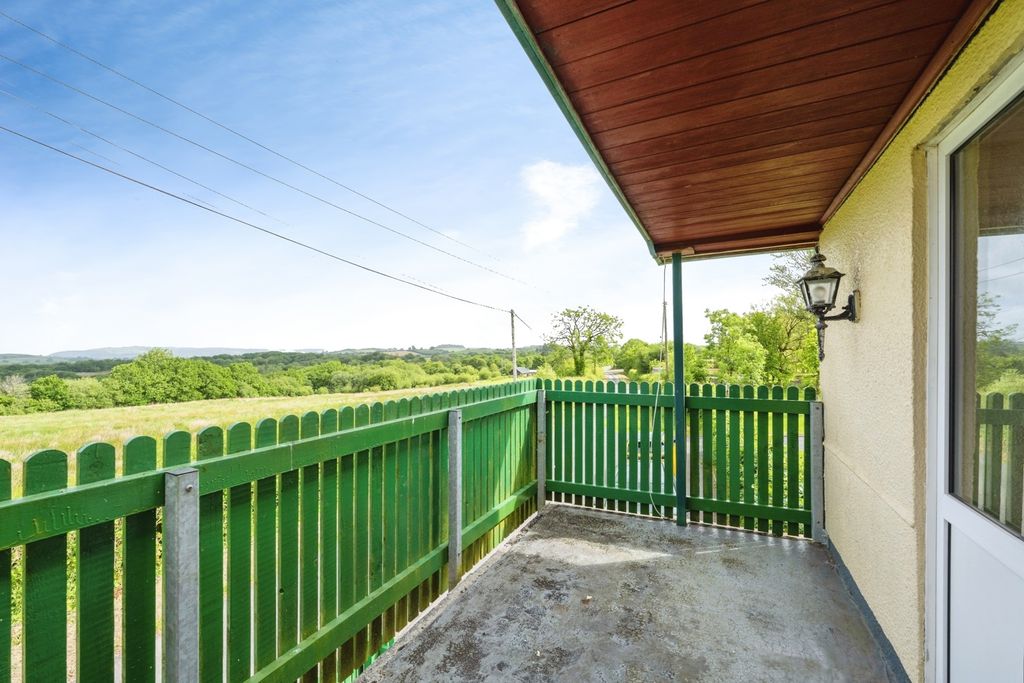 Property photo 3 of 23 Pbox-Img.Jpg
