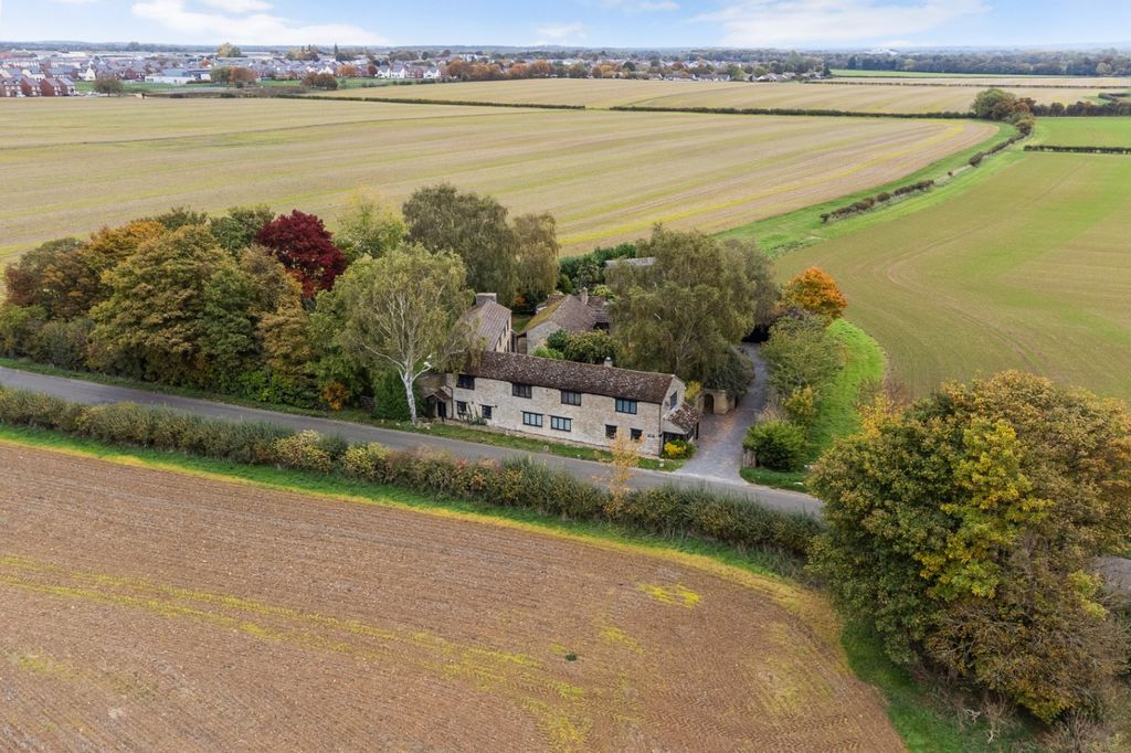 Property photo 1 of 20 Picture No. 31