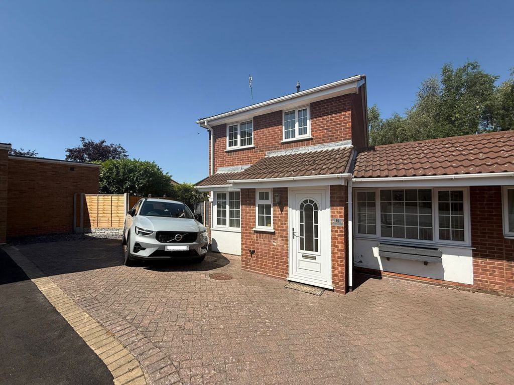 Property photo 1 of 47