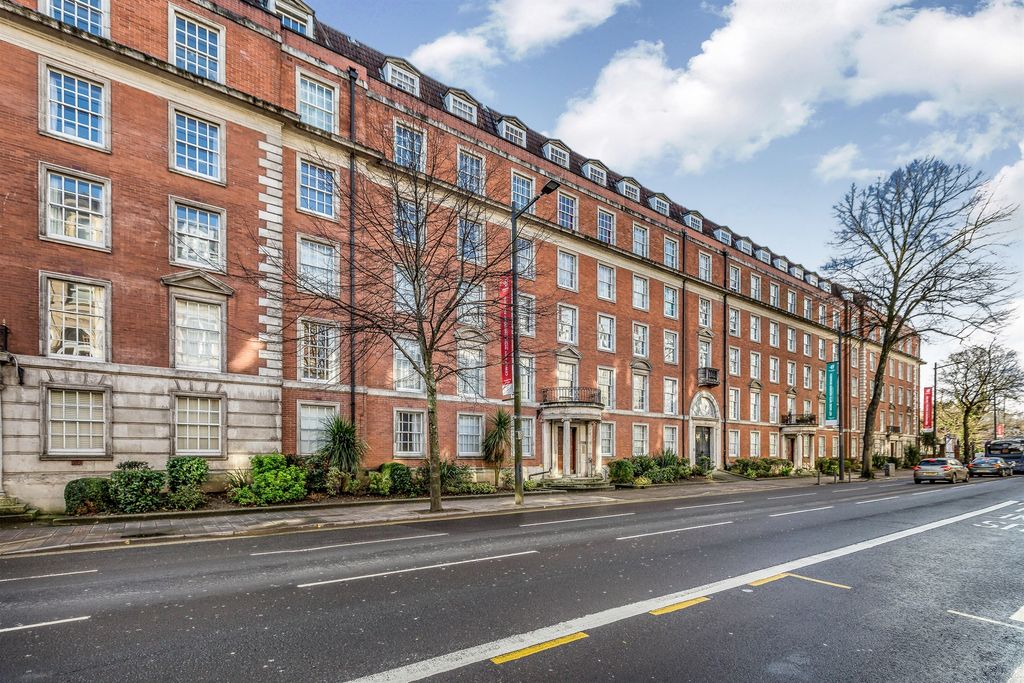 Property photo 2 of 14 Exterior