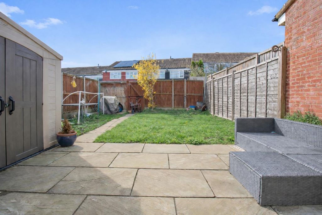 Property photo 3 of 14 Garden.Png