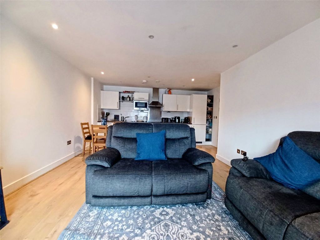 Property photo 3 of 7 Living Area